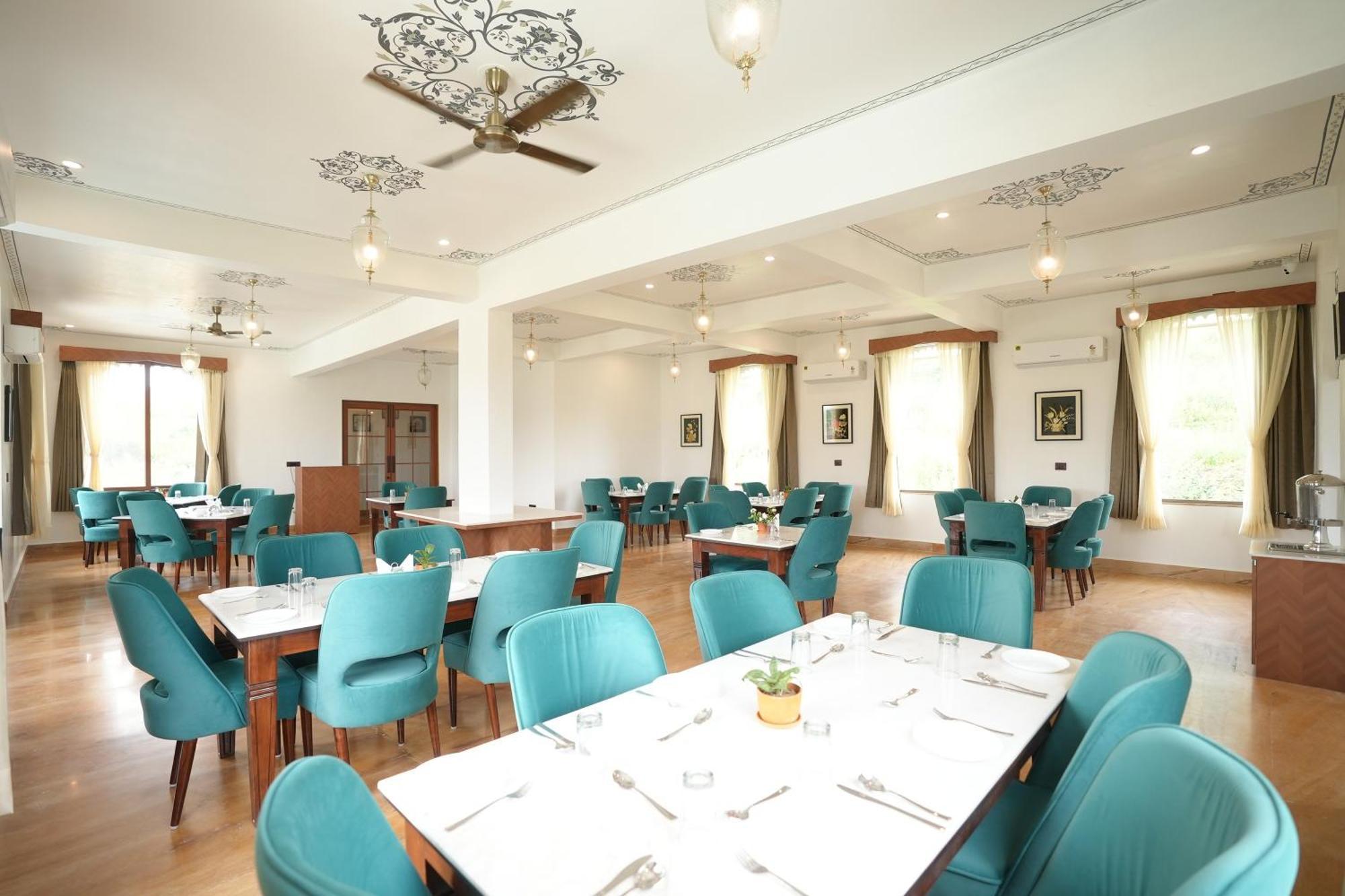 Maangarh Resorts Udaipur Exterior foto