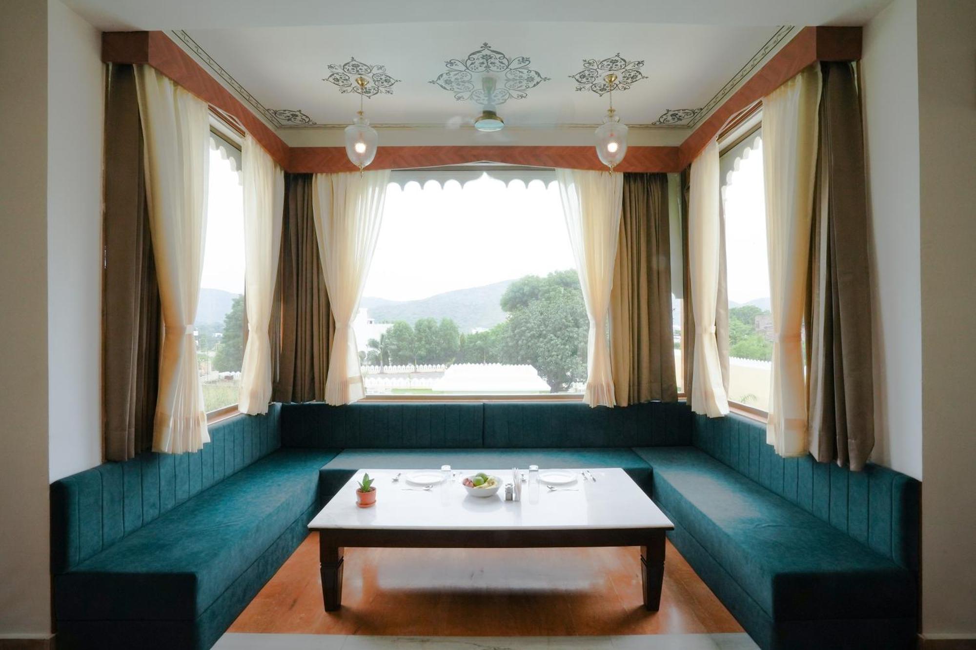 Maangarh Resorts Udaipur Exterior foto